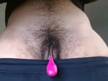Chaturbate Private Sex Chat of yourfavorite_bigclit