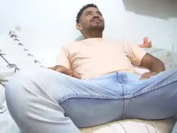 Chaturbate Free Porn Cam of bruce_bigg