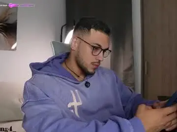 Chaturbate Sex Cam of andy_weld