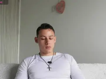 Chaturbate Free Porn Cam of muscle_king_cum