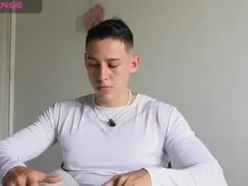 Chaturbate Private Sex Chat of muscle_king_cum