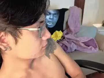 Chaturbate Live Sex Cam of davoxer