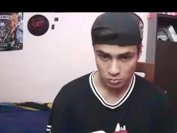 Chaturbate Sex Chat of fenix_hardcock