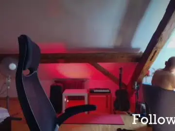 Chaturbate Free Live Porn of tritonspace