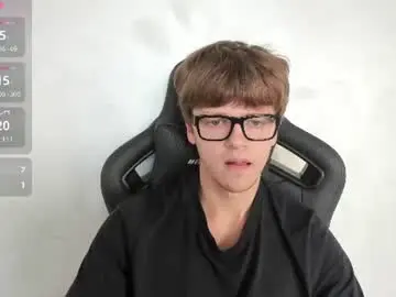 Chaturbate Best live sex cam show of thomas_shelbivip
