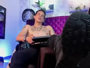 Chaturbate Adult Webcams of dustin_sonne