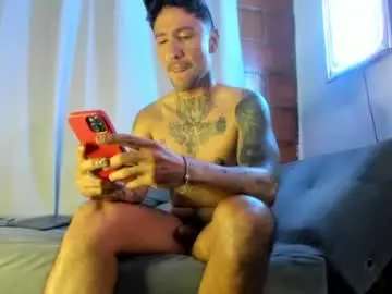 Chaturbate Sex Cam of dylanstonne1