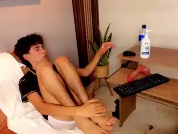 Chaturbate Watch Live Sex Cams of christopher_robin4