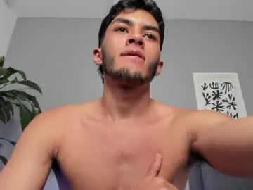 Chaturbate Sex Cam of tyler_fox_