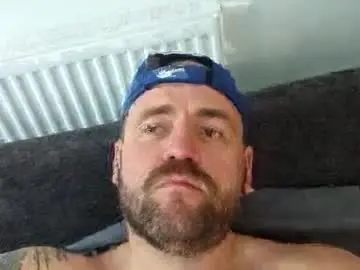 Chaturbate Adult Webcams of davehw1993