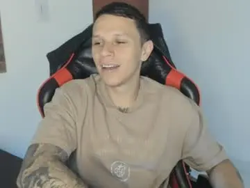 Chaturbate Best live sex cam show of masterdave7