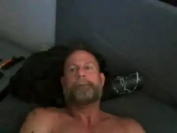 Chaturbate Free Porn Cam of oralking123