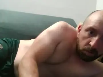Chaturbate Best live sex cam show of lucabeech88