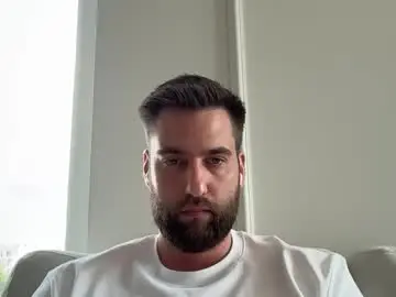 Chaturbate Nude Webcam of shiny_mike
