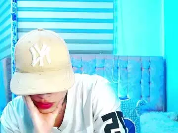 Chaturbate Live Sex Cam of _justinmoon2