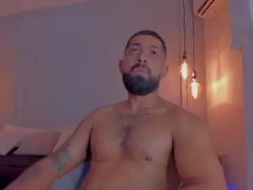 Chaturbate Sex Chat of kylliamlevis