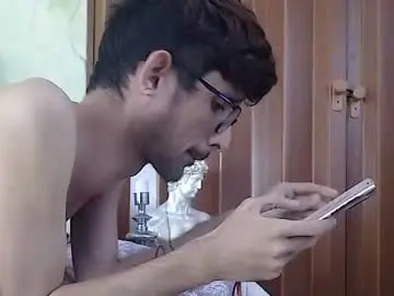 Chaturbate Live Sex Cam of sasuke_bigcock