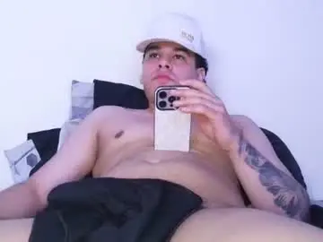 Chaturbate Adult Webcam of javi_bermuzzi