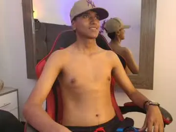 Chaturbate Best live sex cam show of alan_colthon