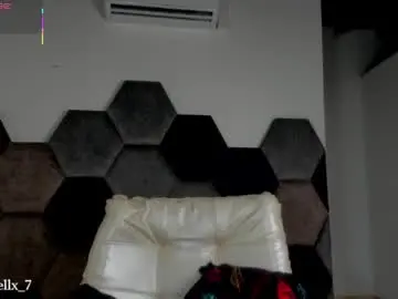 Chaturbate Watch Live Sex Cams of latrellx7