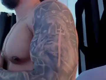 Chaturbate Best live sex cam show of justin_whitejs