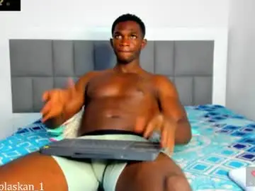 Chaturbate Live Sex of nicolaskan