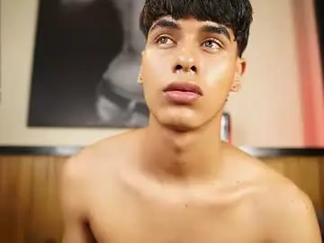 Chaturbate Live Sex of andrewortix