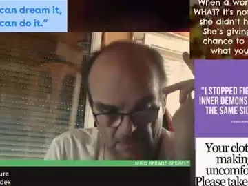 Chaturbate Live Sex Cam of r_2d2_