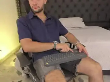 Chaturbate Free Porn Cam of maximusclark1_