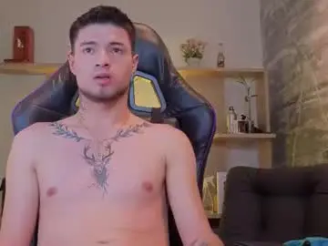 Chaturbate Live Porn of edwardross_