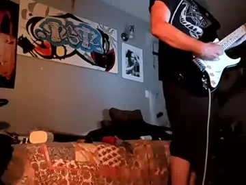 Chaturbate Free Live Porn of mjmckenz55