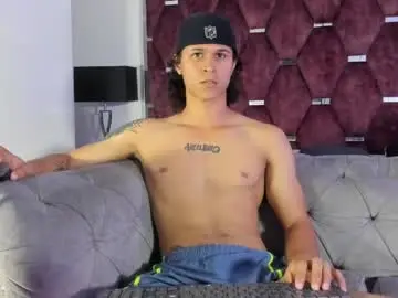 Chaturbate Sex Cam of tonybenedetti