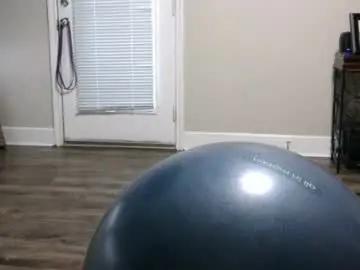 Chaturbate Live Sex Cam of loganreaves69