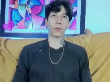 Chaturbate Live Sex Cam of master_lian_