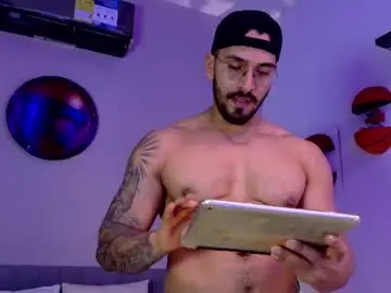 Chaturbate Adult Video Chat of tony_muscle1
