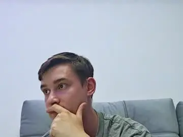 Chaturbate Live Porn of james_ice_