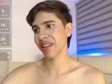 Chaturbate Live Sex Cam of joshua_saenz_