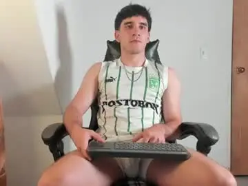 Chaturbate Free Live Porn of leo_jones389