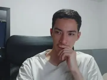 Chaturbate Best live sex cam show of dan_hottest
