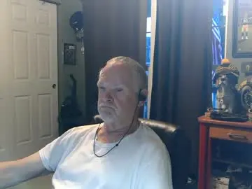Chaturbate Watch Live Sex Cams of midwestdad09