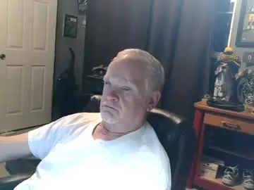 Chaturbate Free Live Porn of midwestdad09