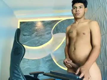 Chaturbate Live Porn of alexi_hot23