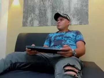 Chaturbate Adult Webcams of theo_wood3