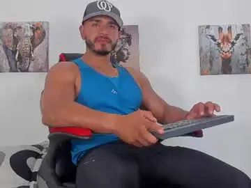 Chaturbate Free Live Porn of magnusclark