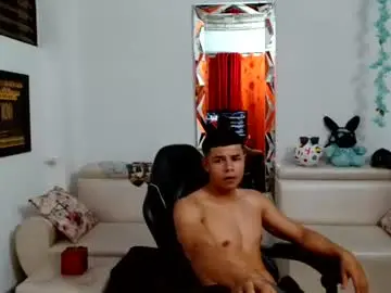 Chaturbate Live Sex Cam of alexander_cr