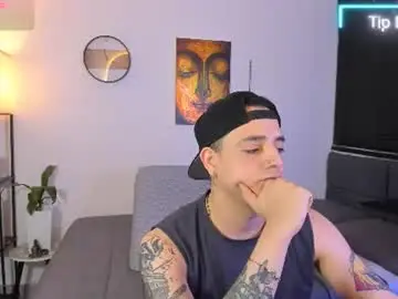 Chaturbate Live Sex Cam of kendel_dimitri