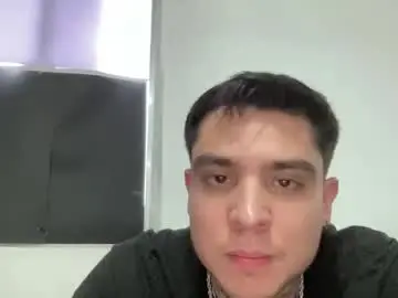 Chaturbate Watch Live Sex Cams of garypinepineapple