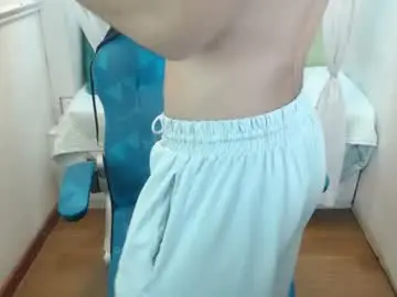 Chaturbate Nude Webcam of dave_bakers