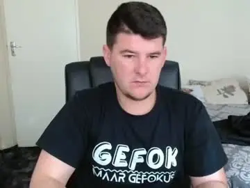 Chaturbate Adult Video Chat of brendansexyboy098754
