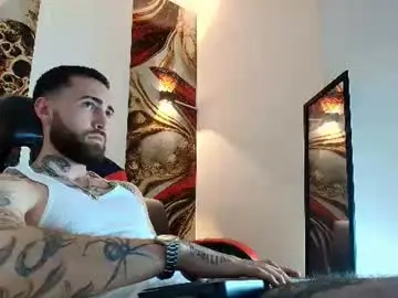 Chaturbate Live Sex Cam of luke_davis01